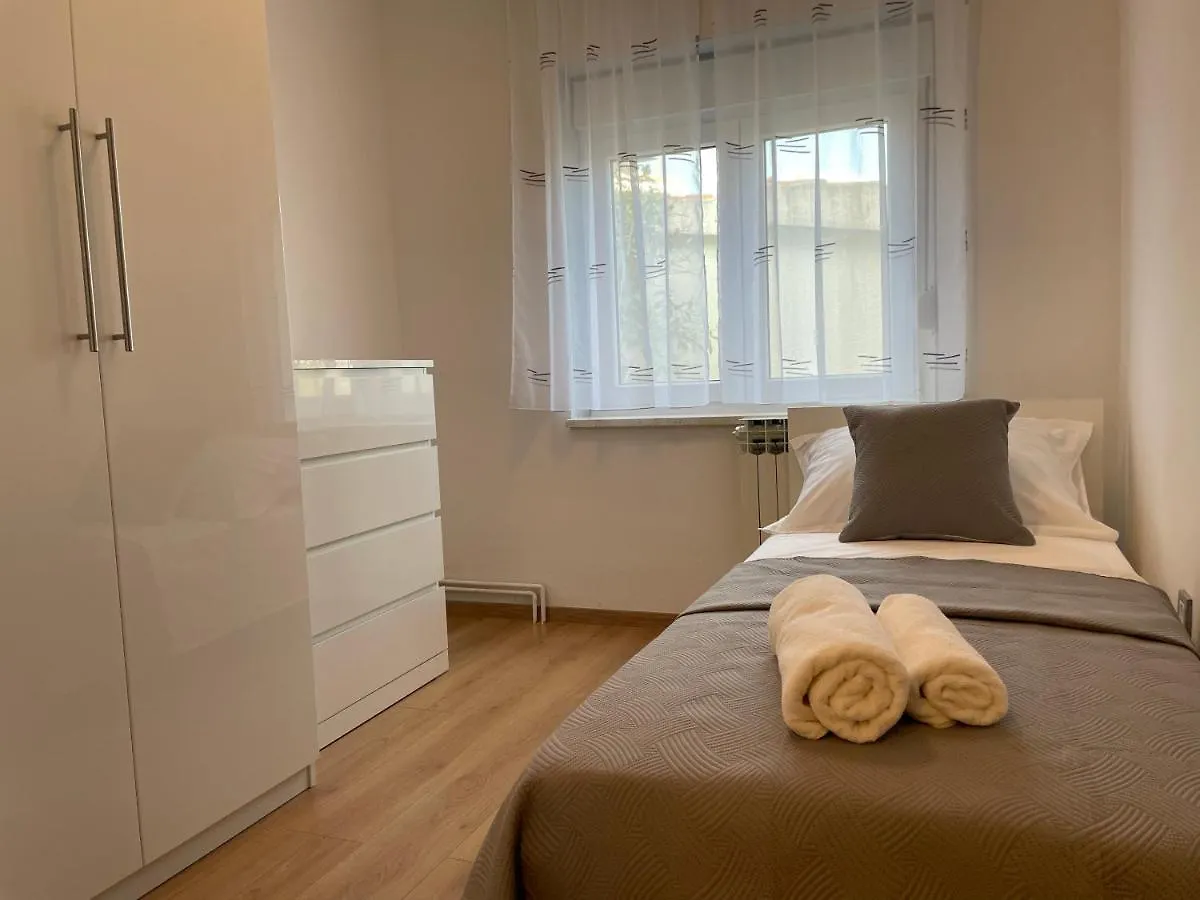 Apartment Mateo トロギール